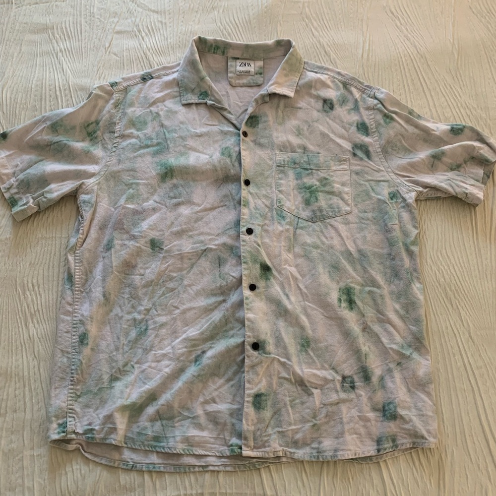 Zara Light Blue and Green Tie-Dye Short Sleeve Button-Down Shirt